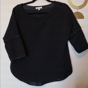 Black Quarter Length Sleeve Sweater